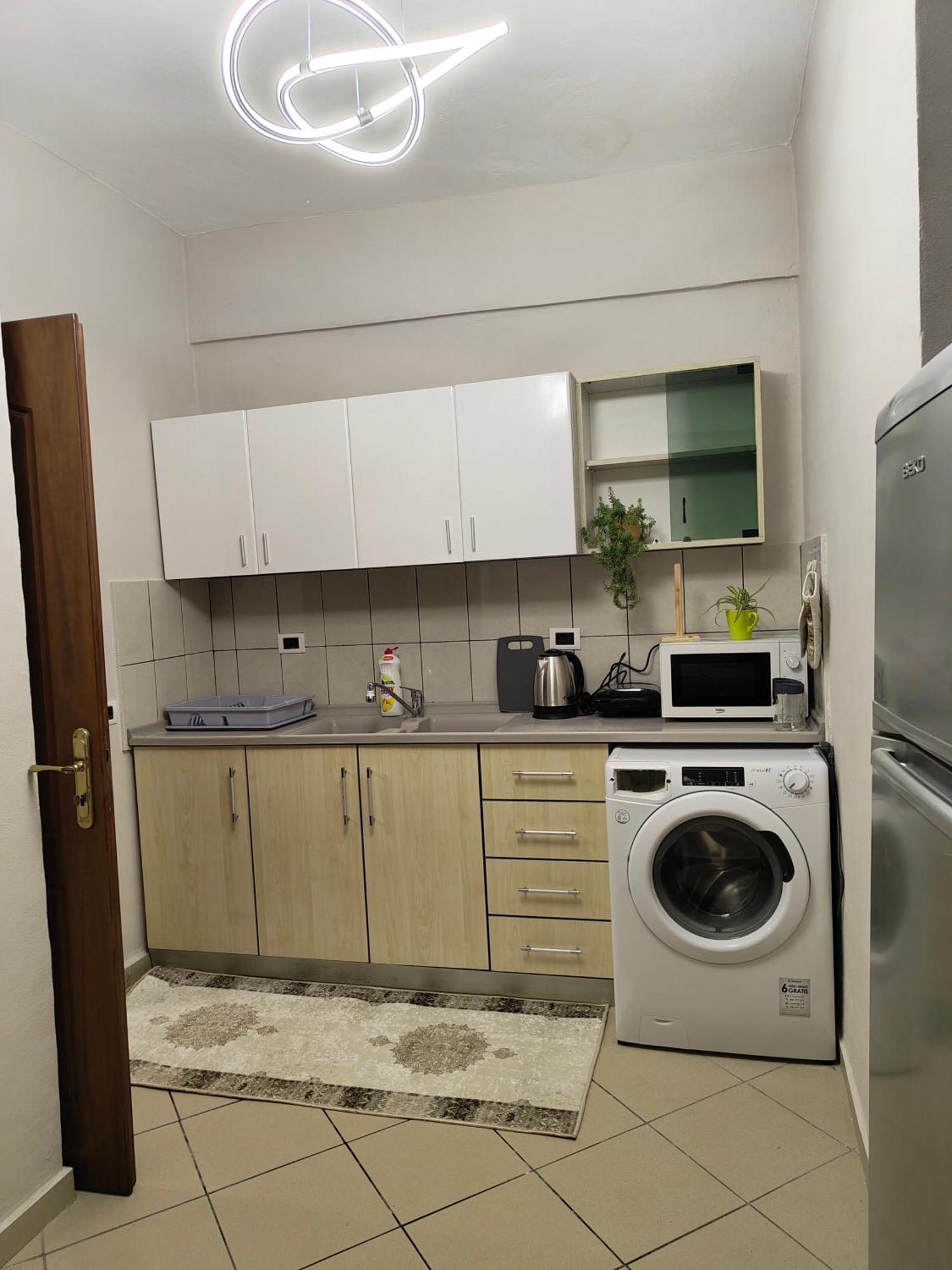 Erli Apartment Shkoder Exterior photo